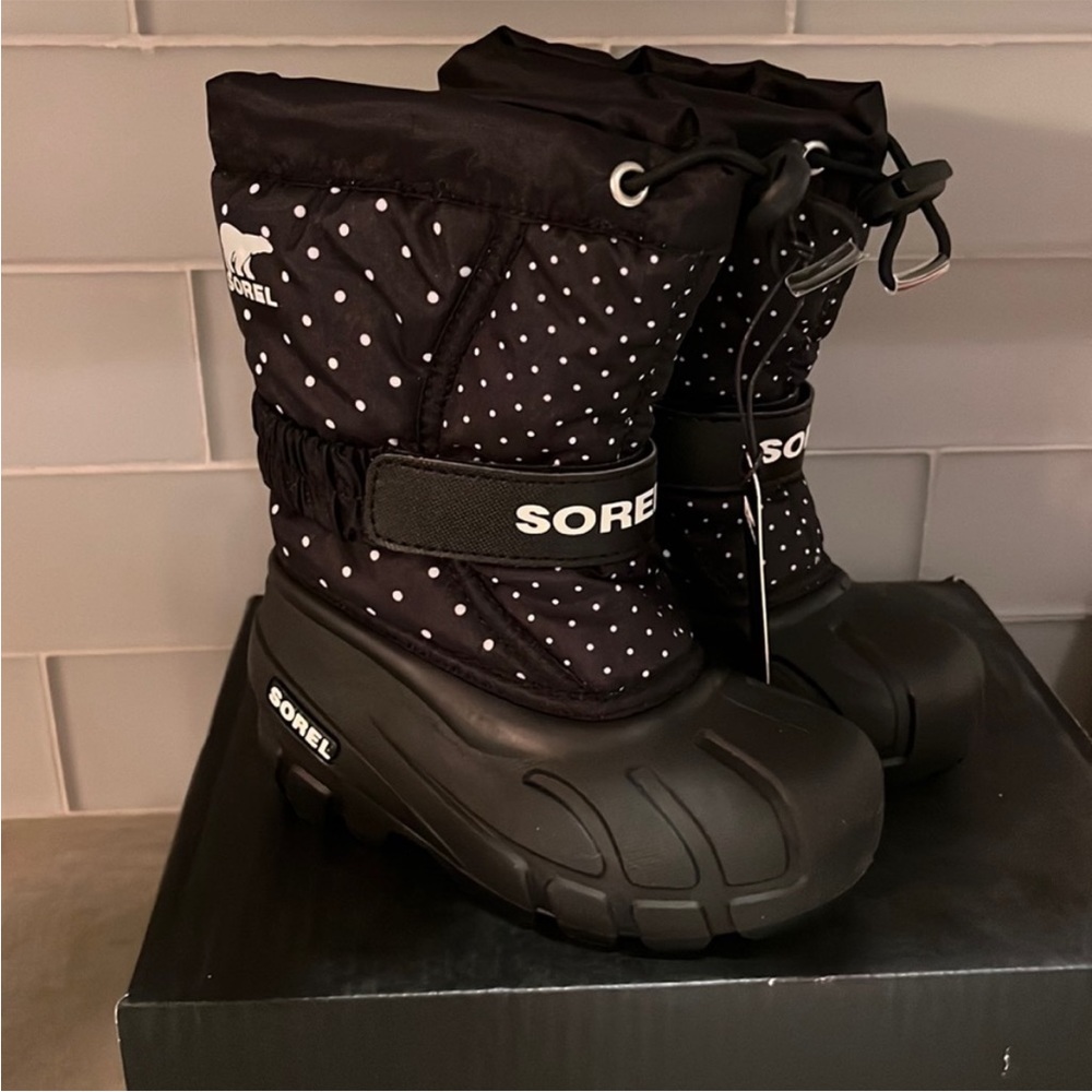 Sorel Boots Girls’ Size 9